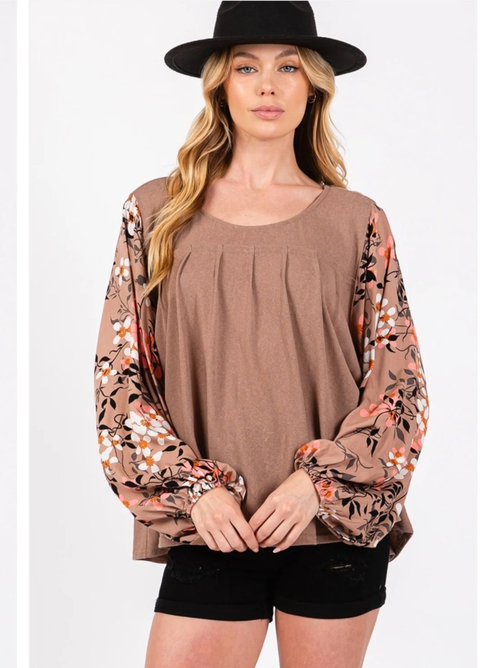 NWT Sage + Fig Pleated Front Balloon Sleeve Top